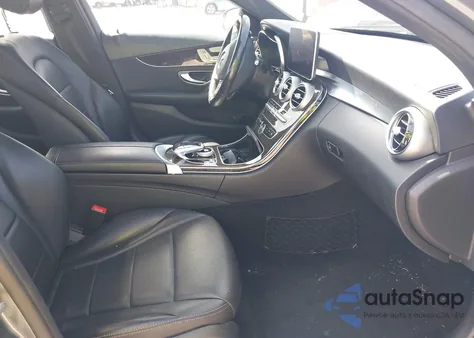 2018 Mercedes-Benz C 300 4Matic from USA, damaged, VIN 55SWF4KB4JU236022